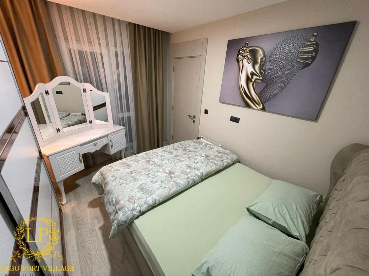 Close Airport,Mall Of Antalya Shopping Center,Tram Station 外观 照片